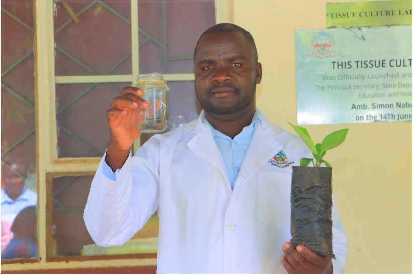 Biotechnology Lab for Crop Production. Photo